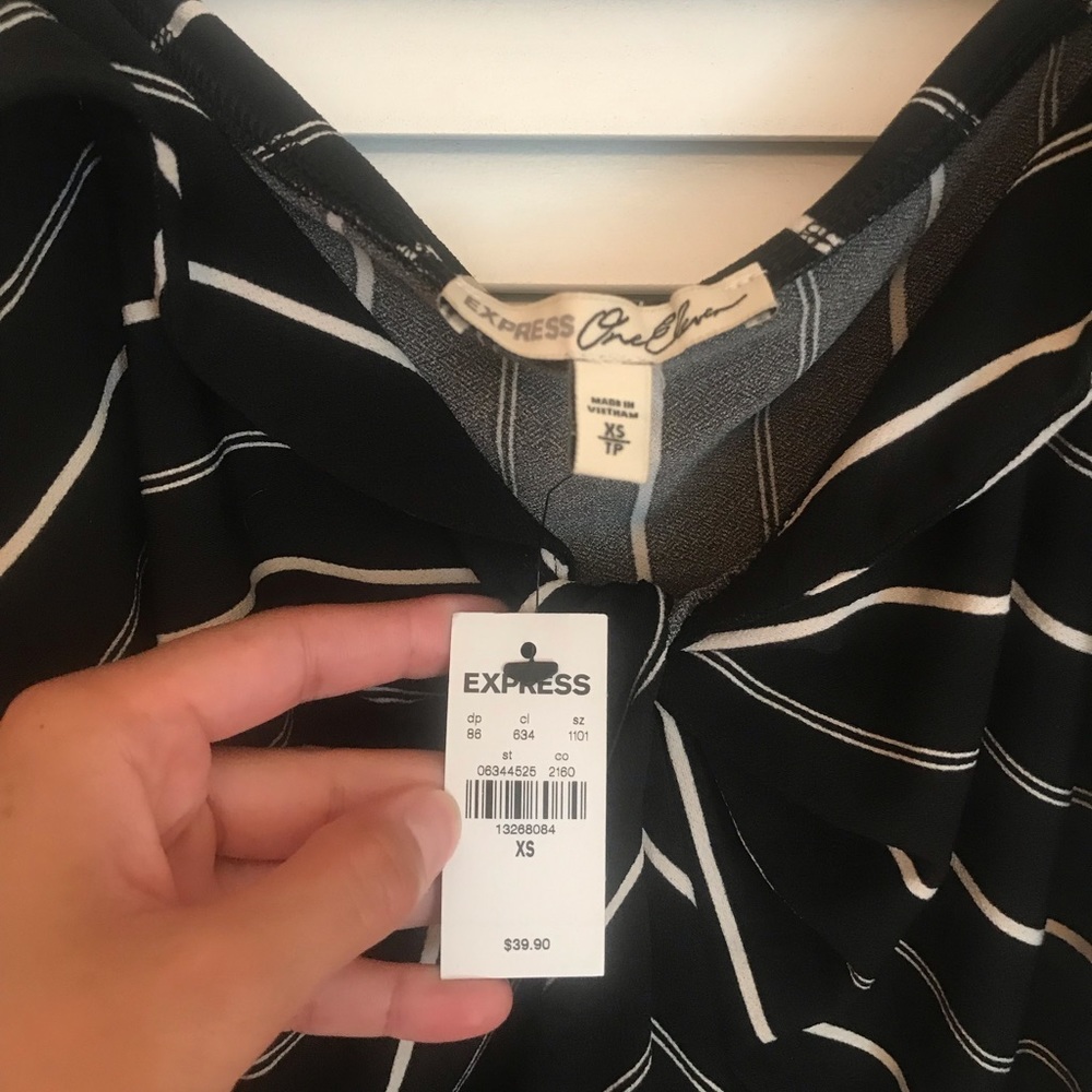 Express cropped top - Picture 5 of 5
